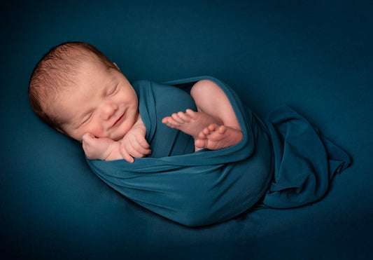 10 Must Have Items for a DIY Newborn Photoshoot
